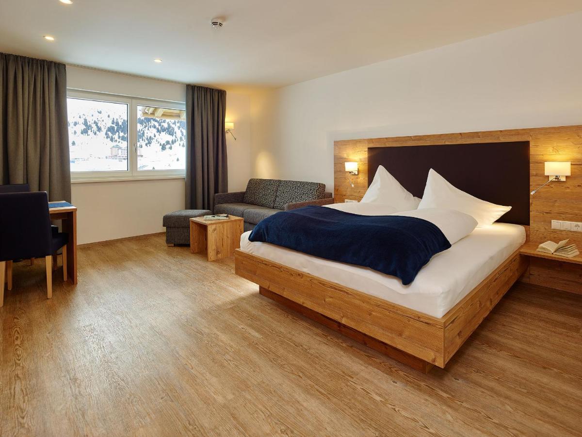 Hotel Garni Kristall Kühtai Buitenkant foto